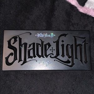 Kat Von D Shade and Light Pallet